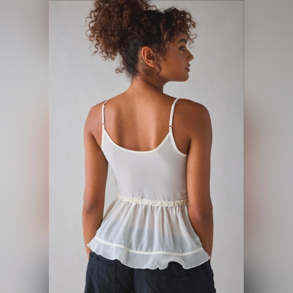 Kimchi Blue White Ruffle Flyaway Tie-Front Cami - Picture 3 of 5